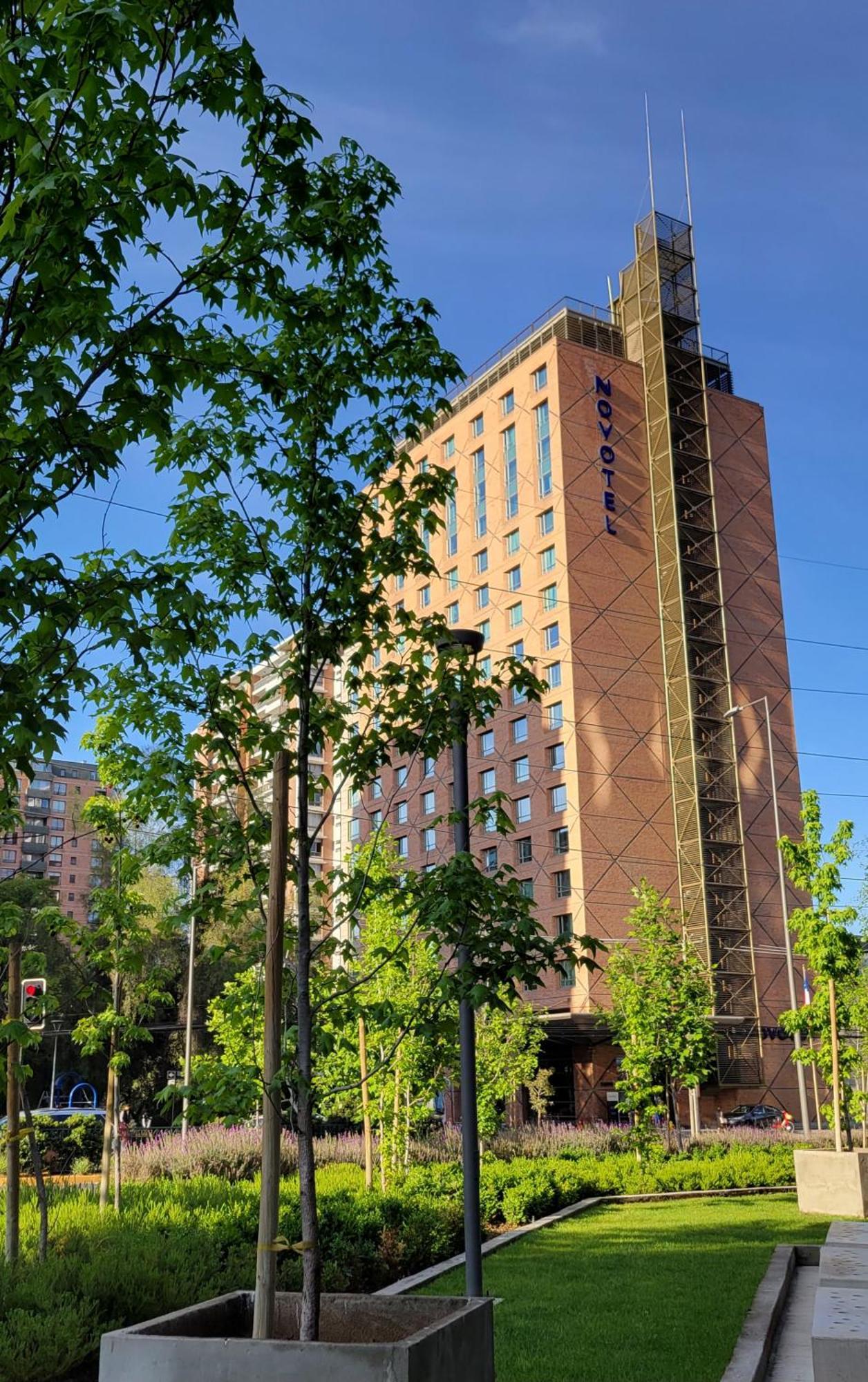 Novotel Santiago Las Condes المظهر الخارجي الصورة